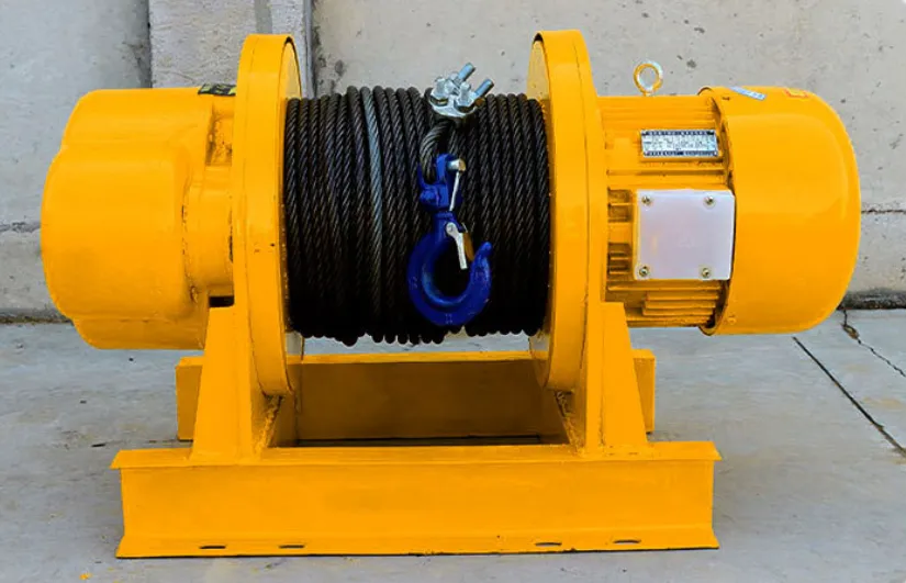 What Lifting Hooks Can Be Used With Electric Winches?